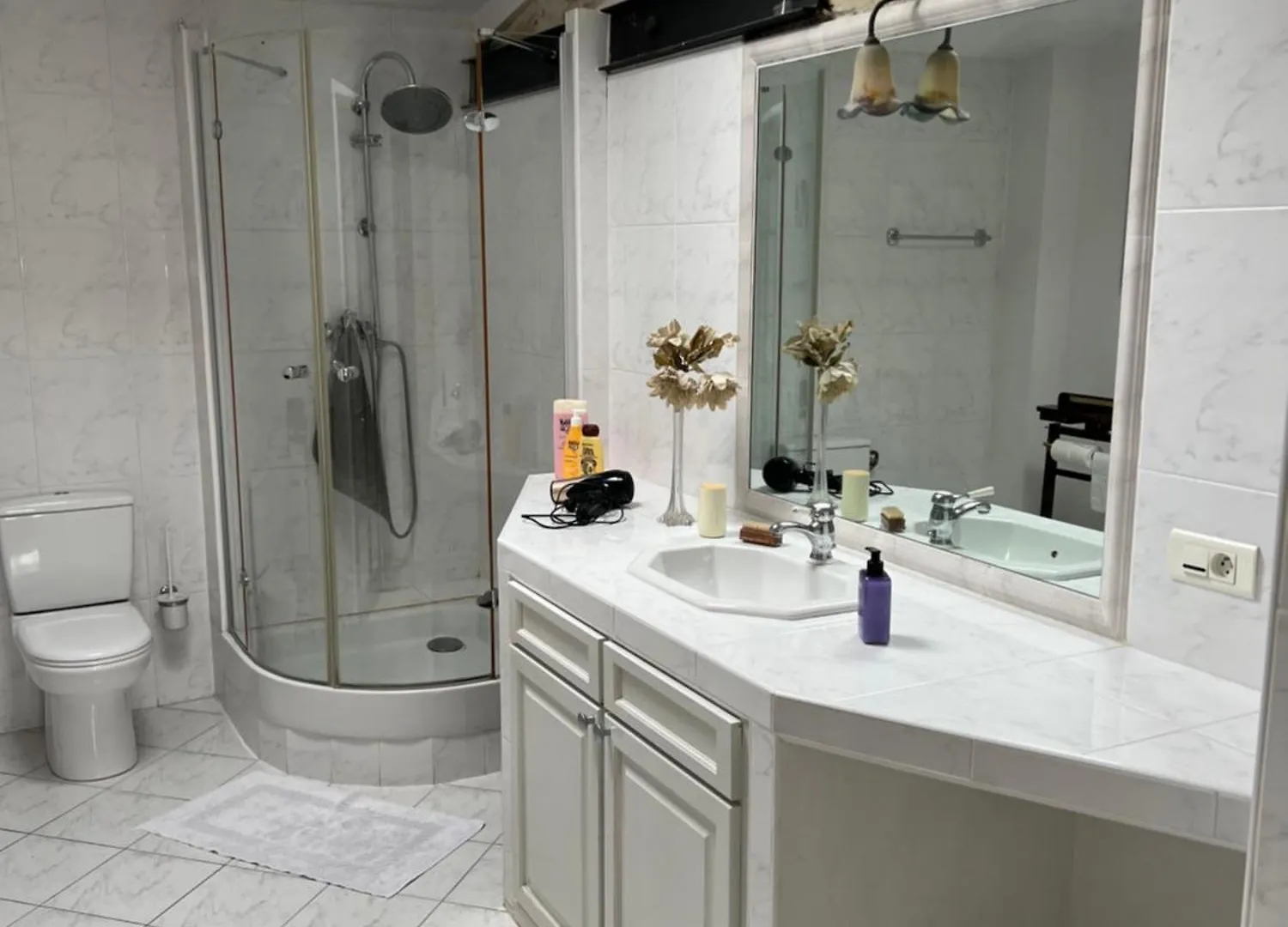 Chez Christel Bed & Breakfast Apt 0*,  France